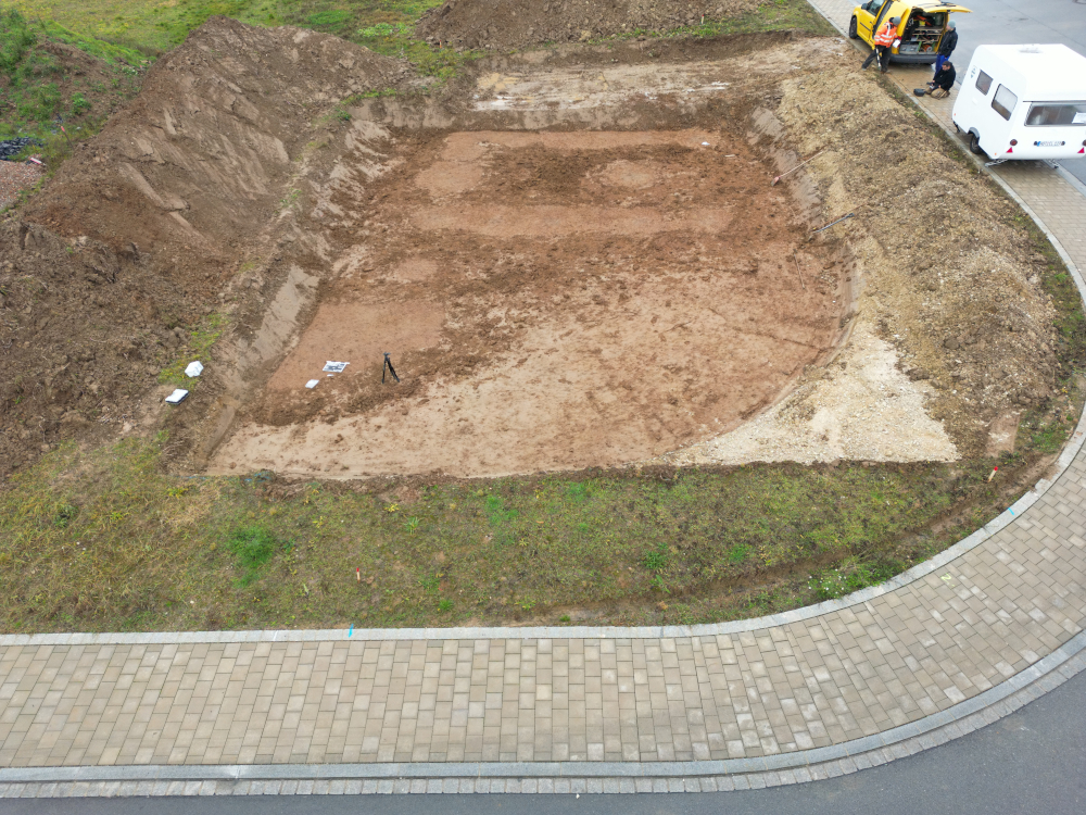 Oberboden, Planum, Grabung für Einfamilienhaus wird vorbereitet, Archäologie
